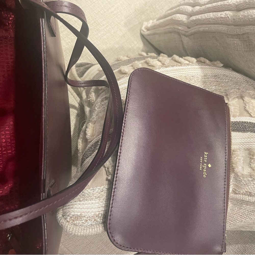 Kate Spade Dark Brown Leather Tote w/wallet - Picture 7 of 7